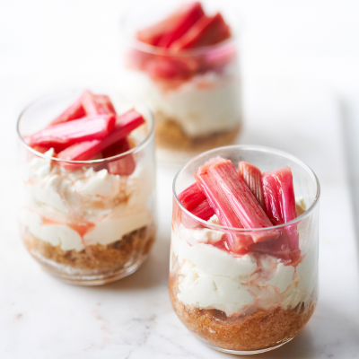 maple-and-rhubarb-cheesecakes